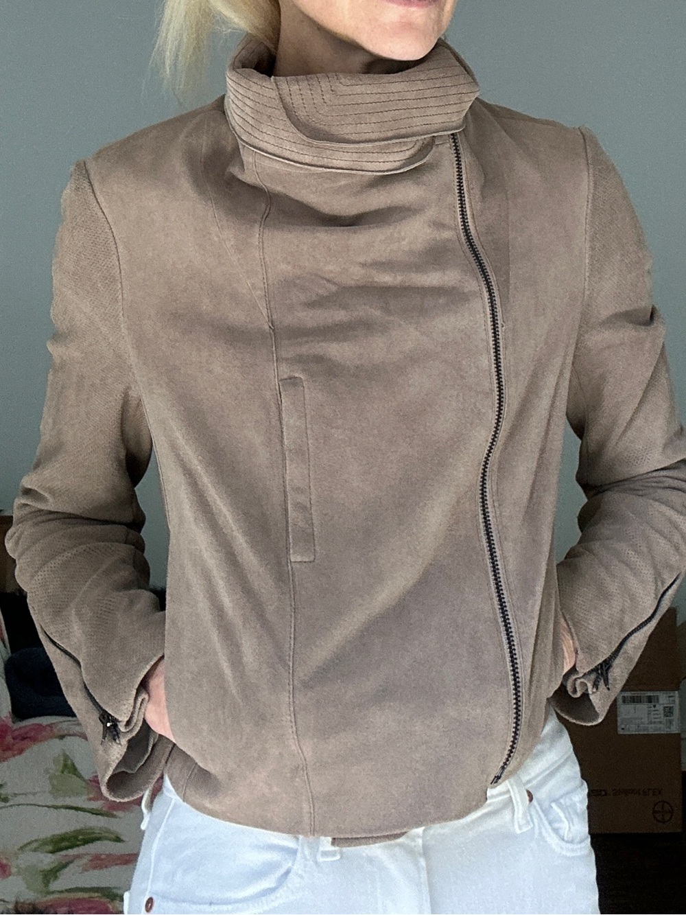 Halston 100% Genuine Suede Moto Jacket XS
